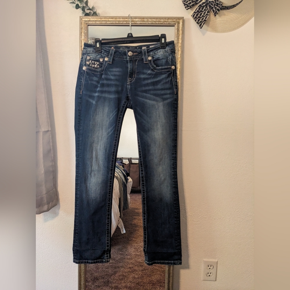Miss Me straight jeans. Size 28